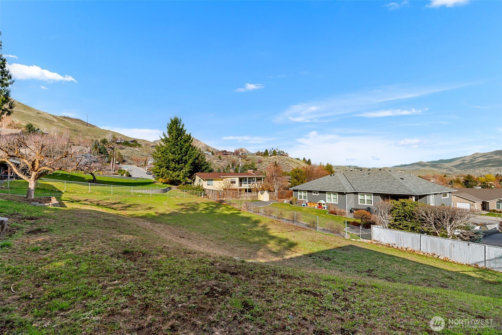 1117 Appleland Drive