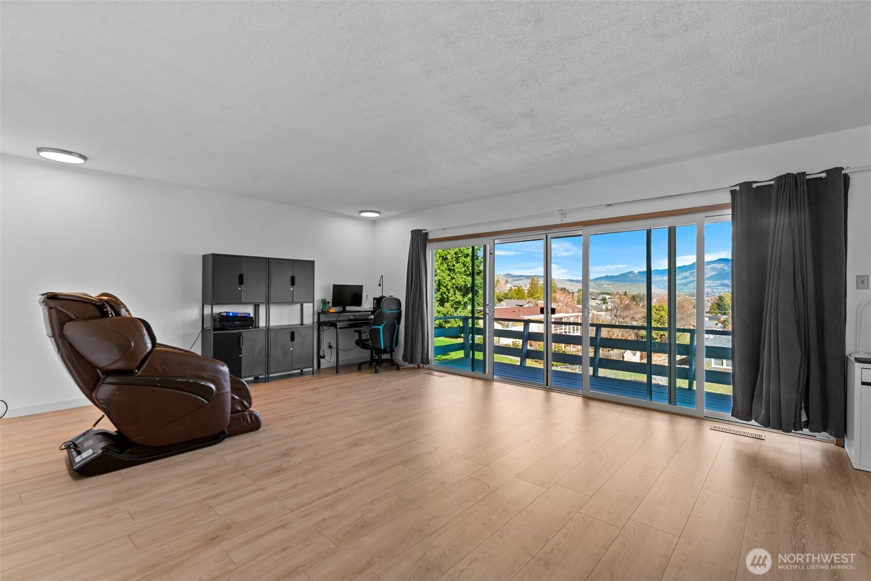 1117 Appleland Drive