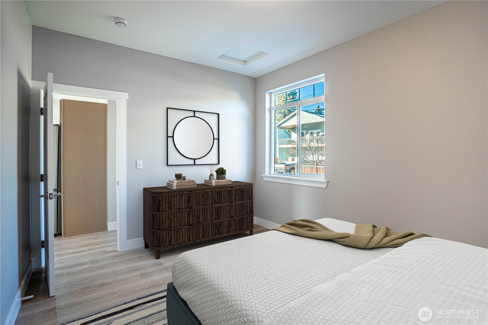 744 Wapato Way Unit: #B