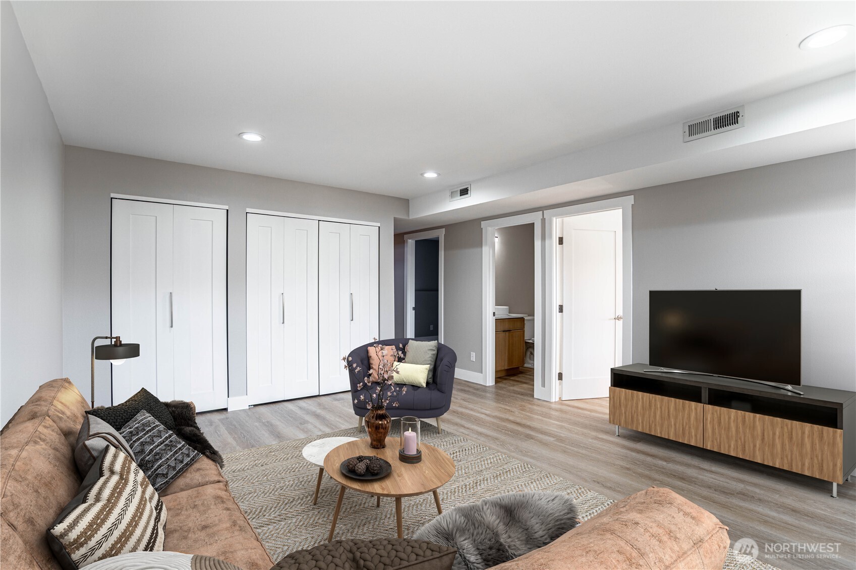 744 Wapato Way Unit: #B