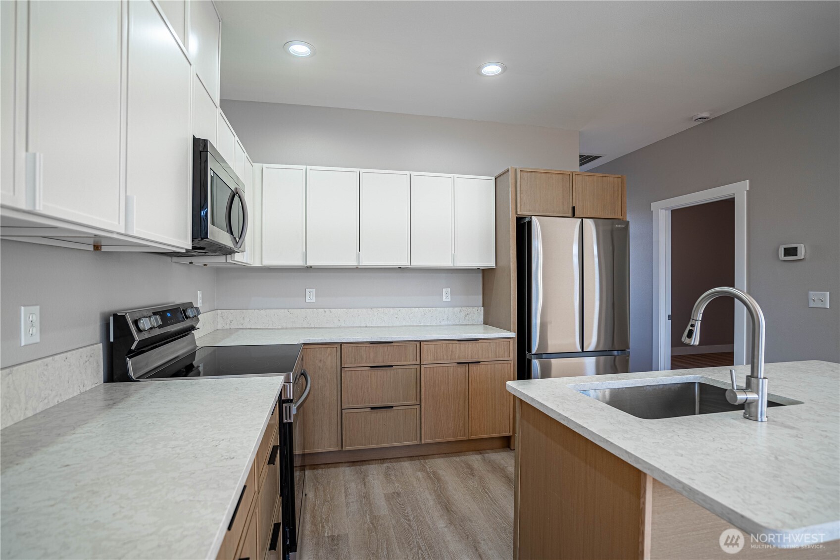 744 Wapato Way Unit: #B