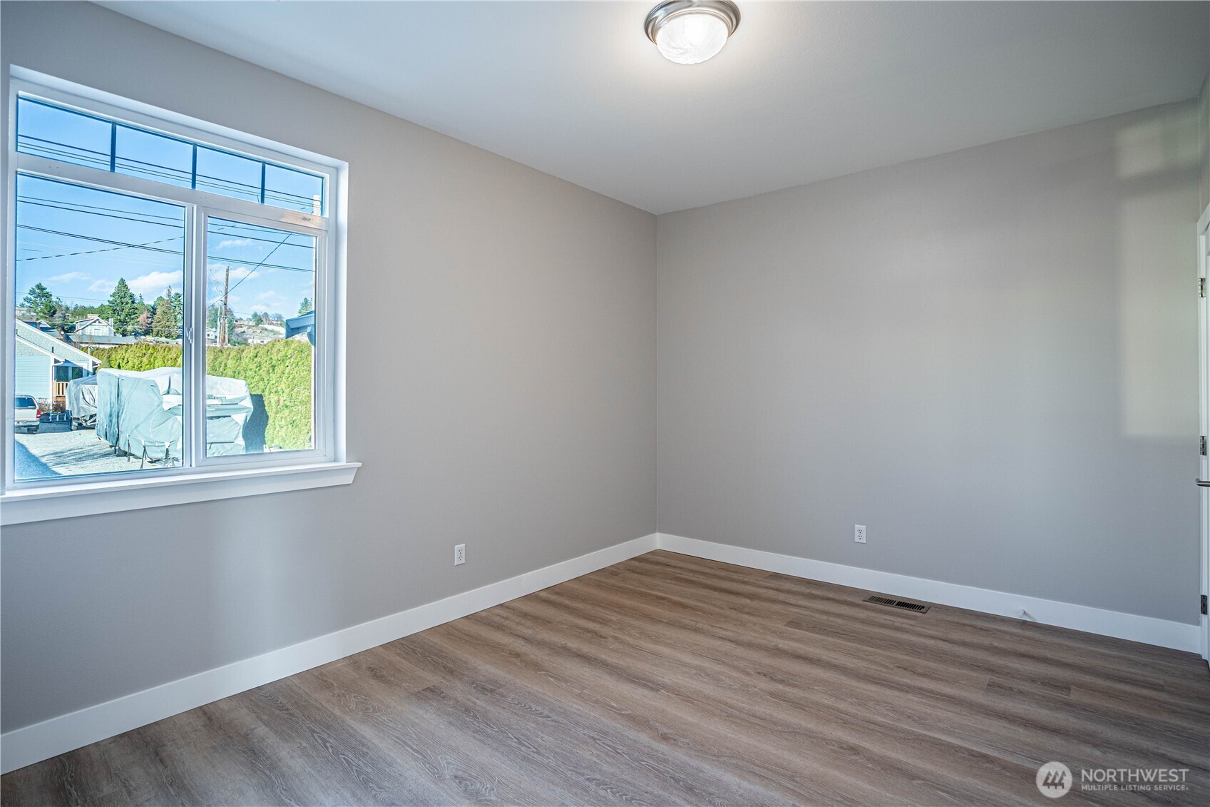 744 Wapato Way Unit: #B
