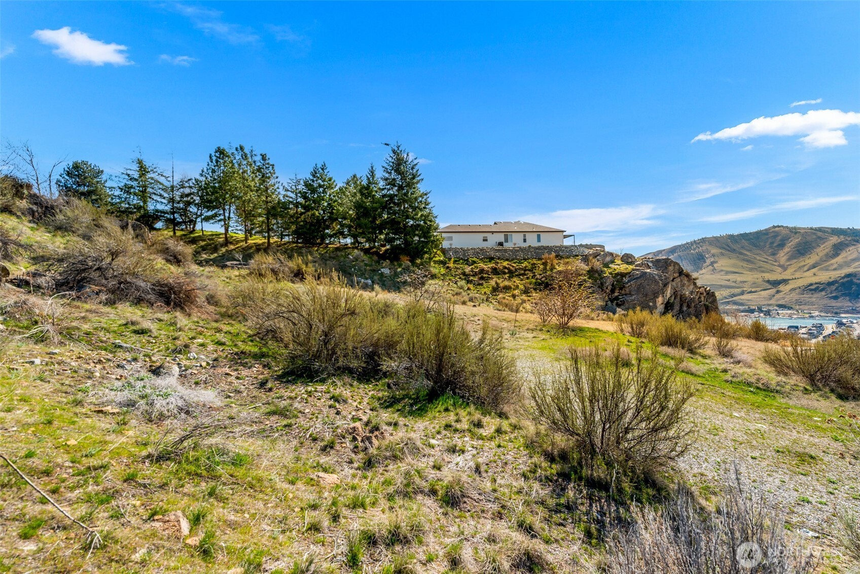 104 Crest Drive