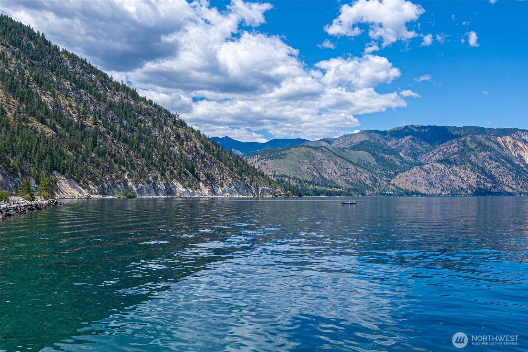 4620 South Lakeshore Rd.