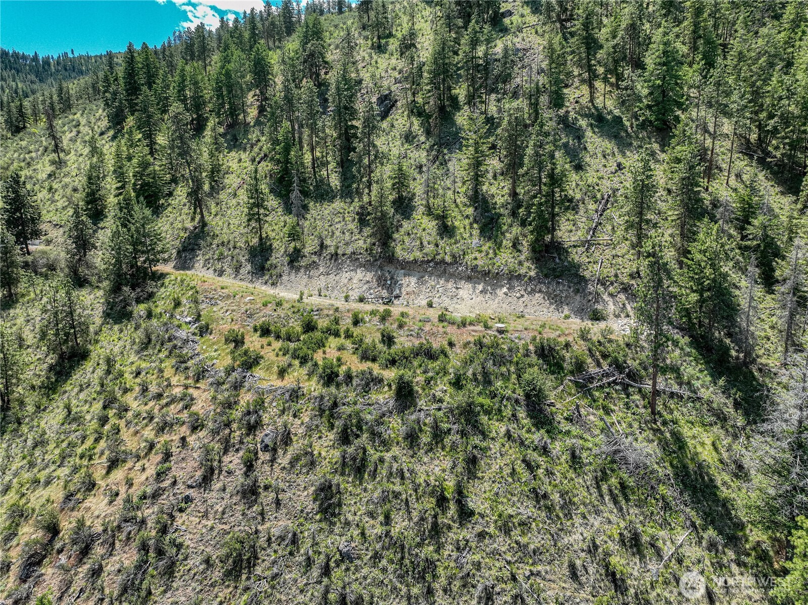 4620 South Lakeshore Rd.