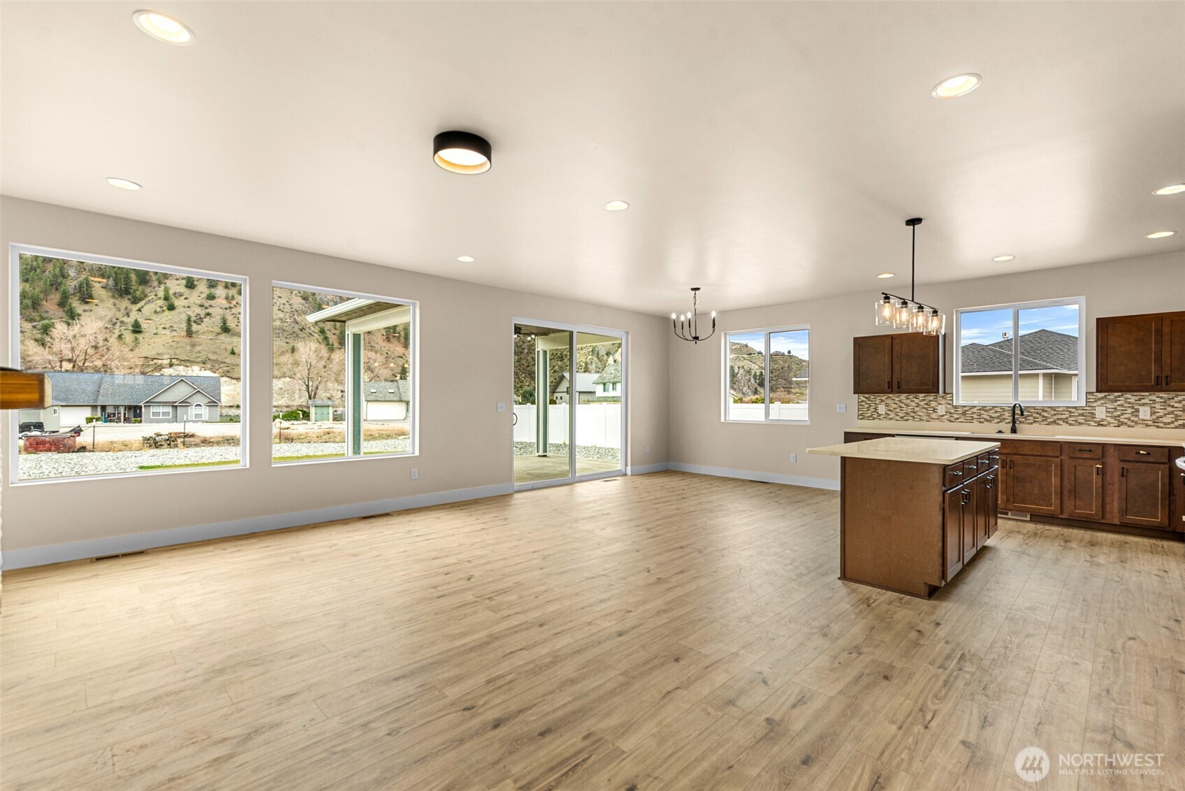 3878 Stayman Flats Road