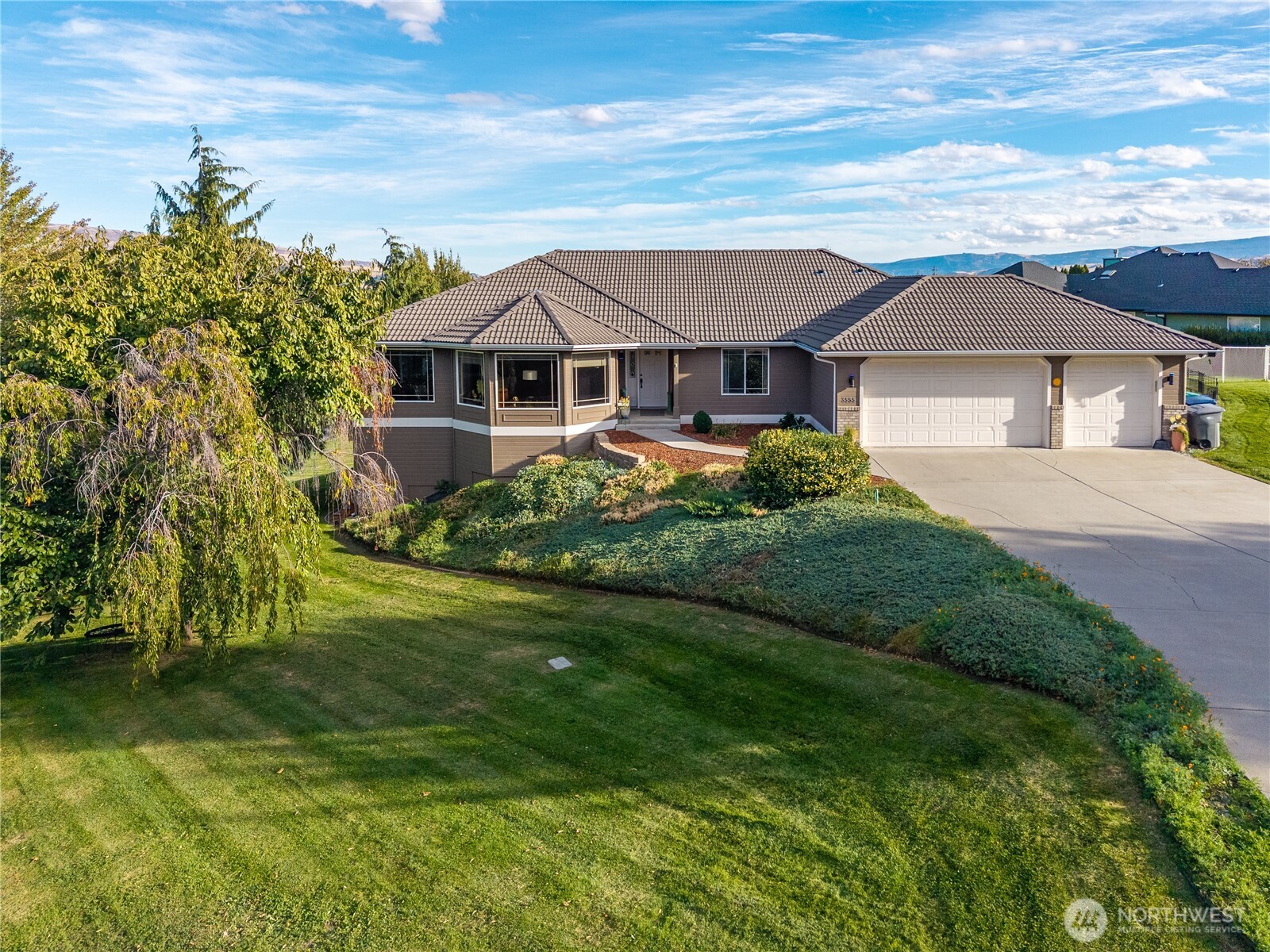 3555 Westridge Place