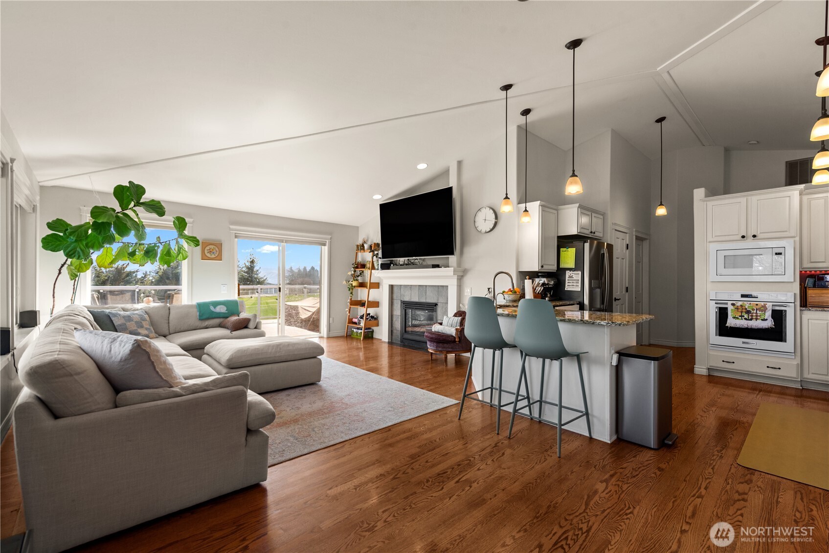 3555 Westridge Place