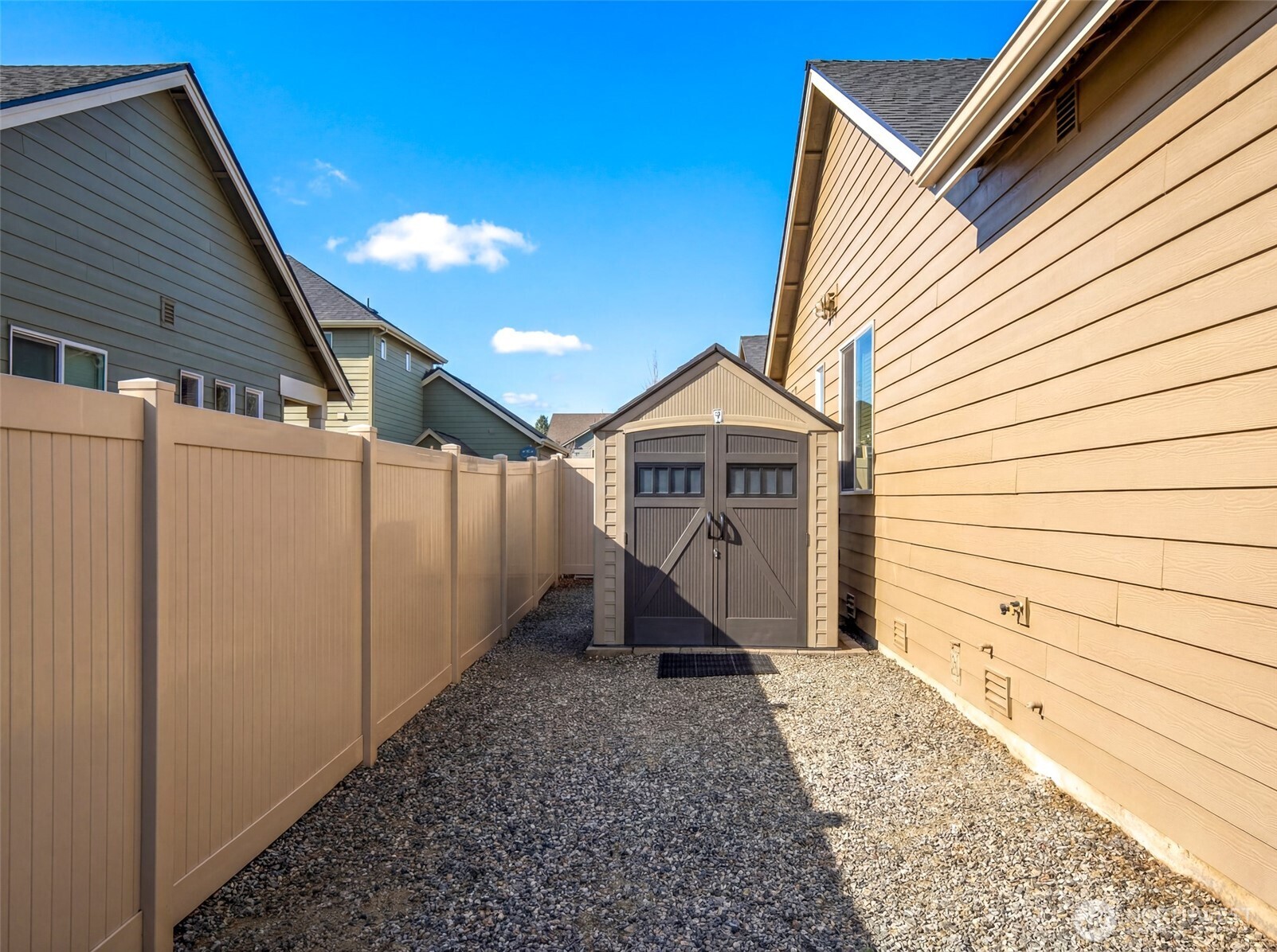 1747 S Blanchard Loop