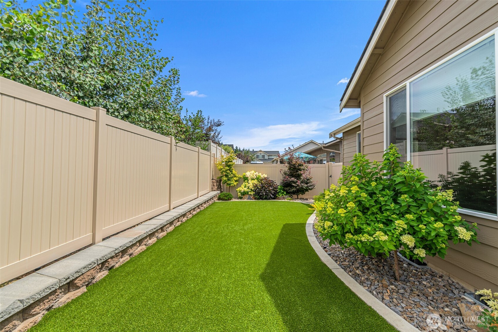 1747 S Blanchard Loop