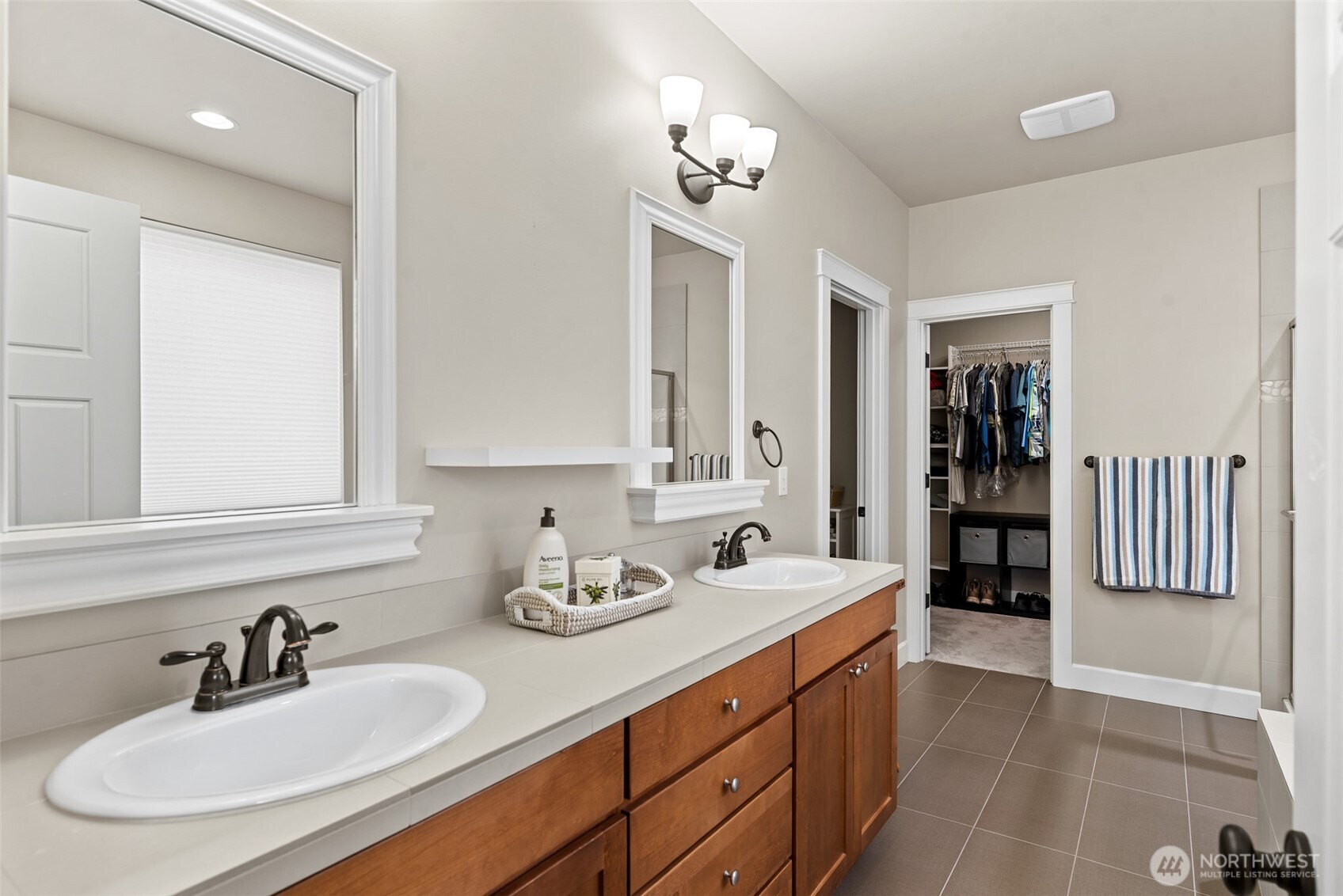 1747 S Blanchard Loop