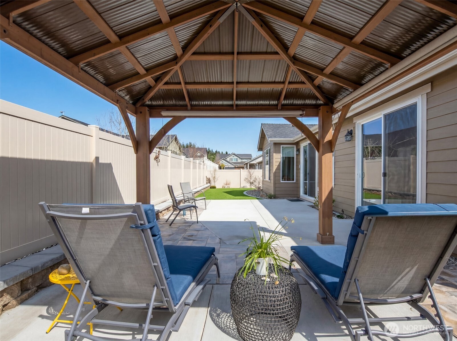 1747 S Blanchard Loop