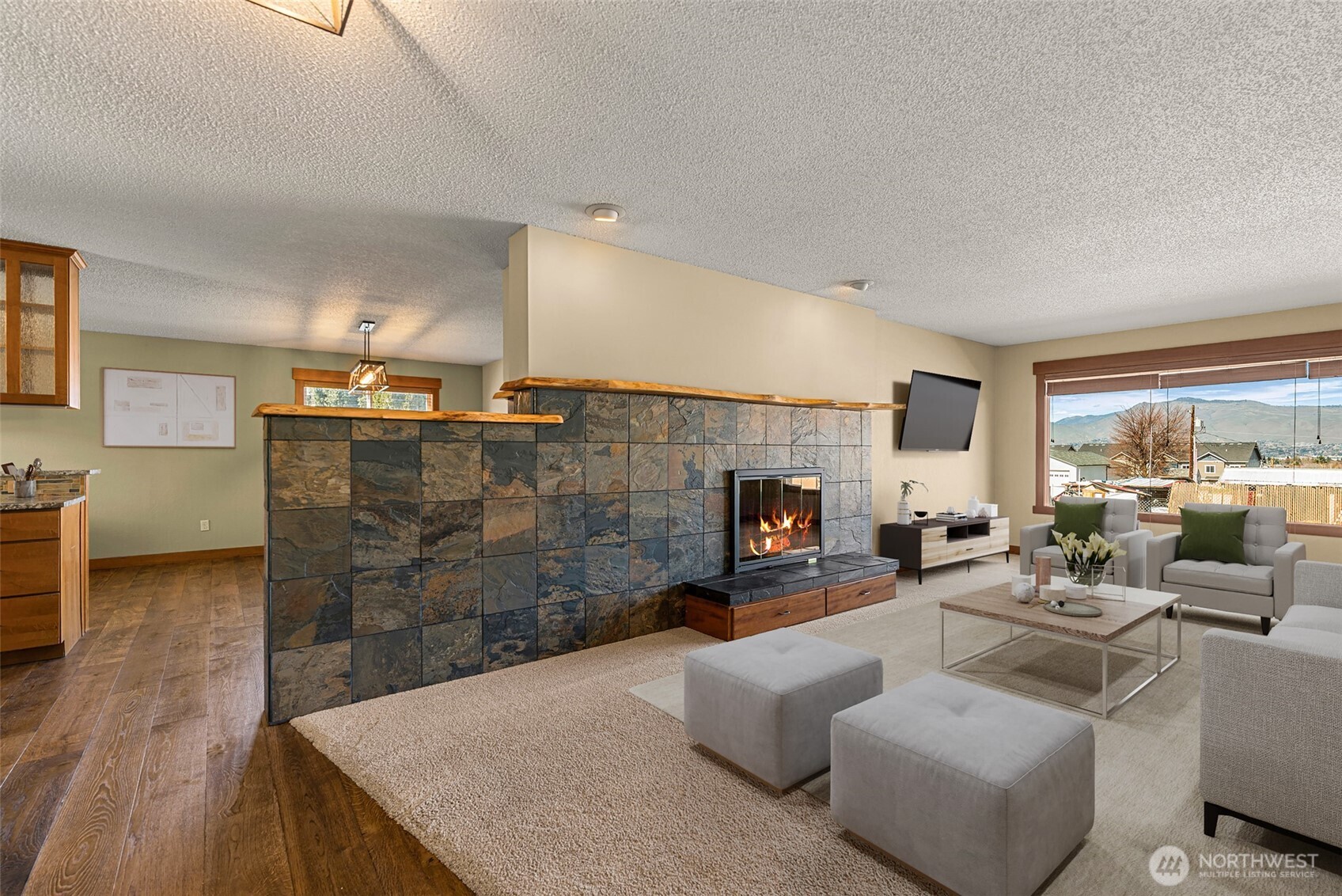 1308 Seneca Avenue S