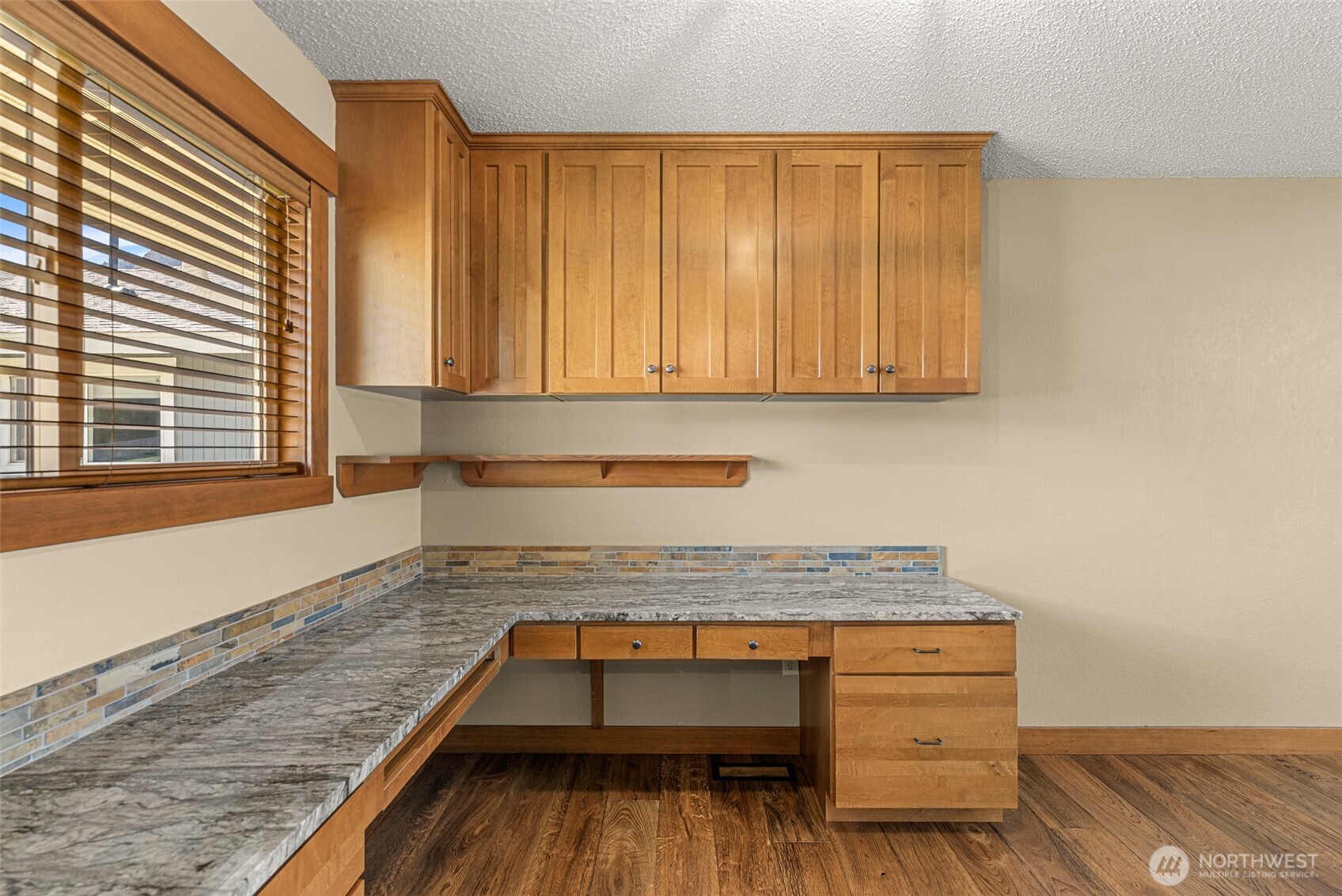 1308 Seneca Avenue S