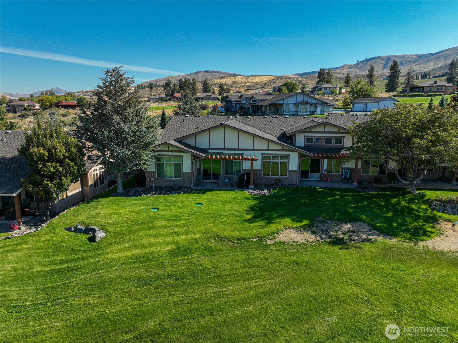 123 Red Hawk Dr Unit: 4