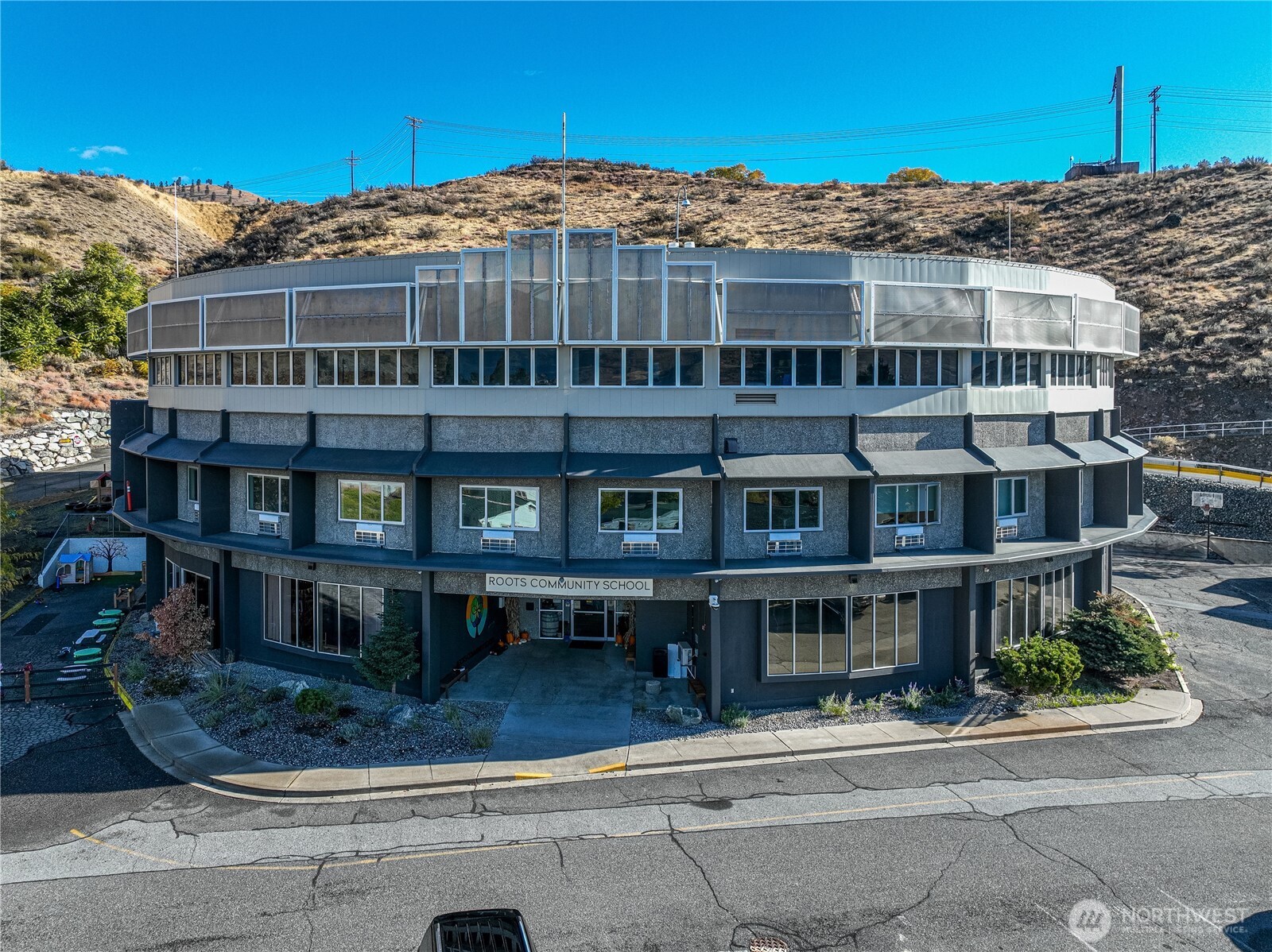 503 E Highland Ave Unit: 218