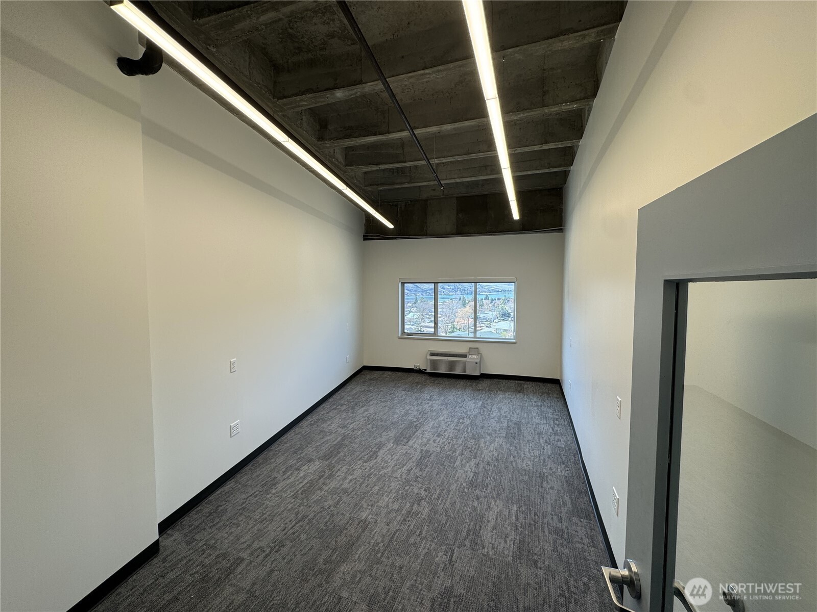 503 E Highland Ave Unit: 218