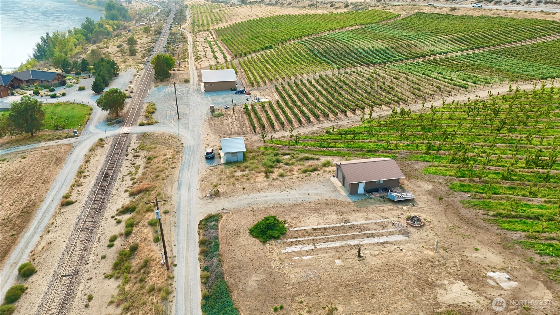 27375 US Hwy 97