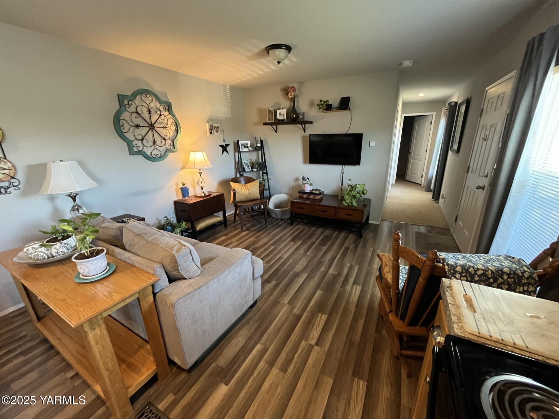 2802 S 5th Ave Unit: 73