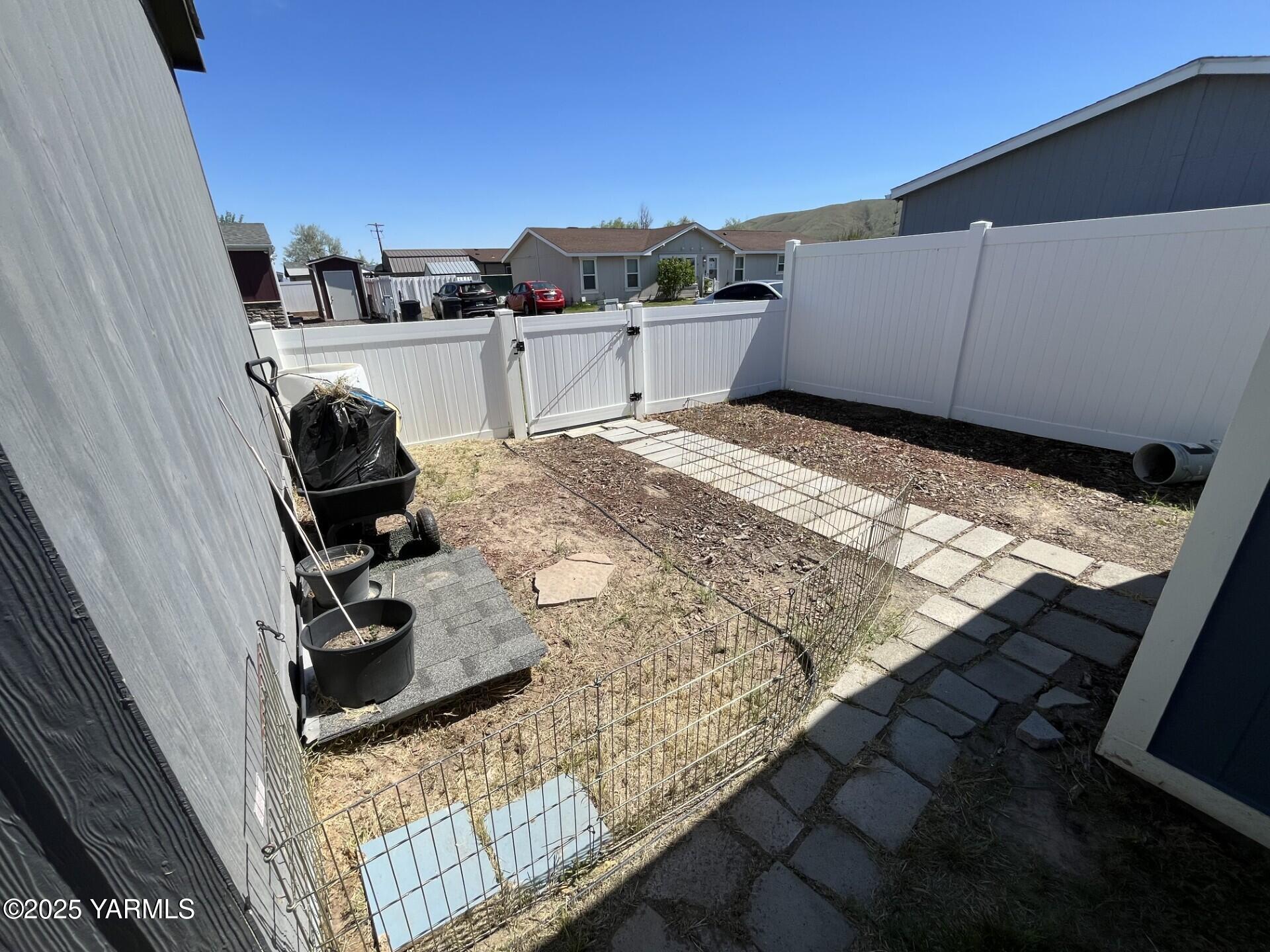 2802 S 5th Ave Unit: 73