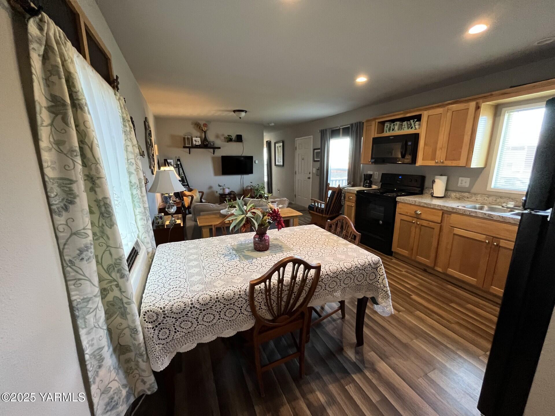 2802 S 5th Ave Unit: 73