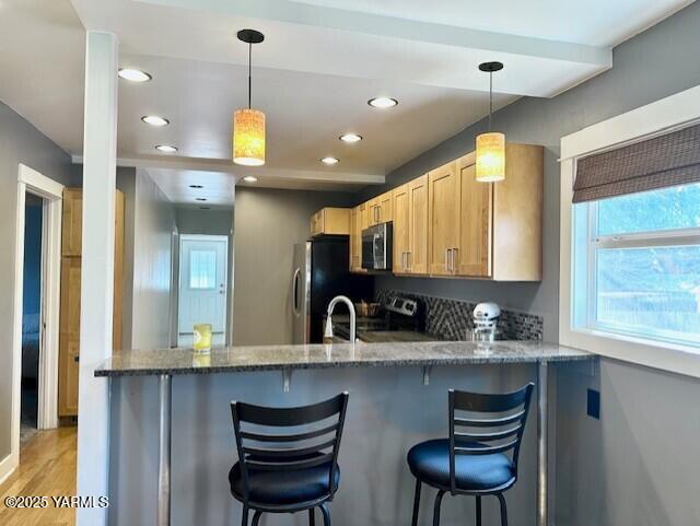 1115 S 20th Ave Unit: `
