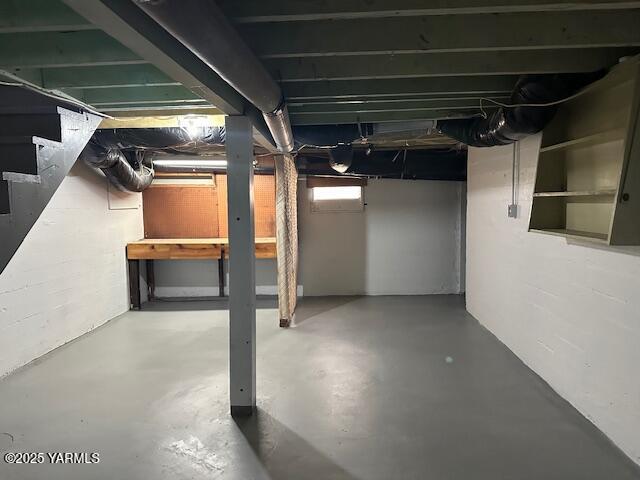 1115 S 20th Ave Unit: `