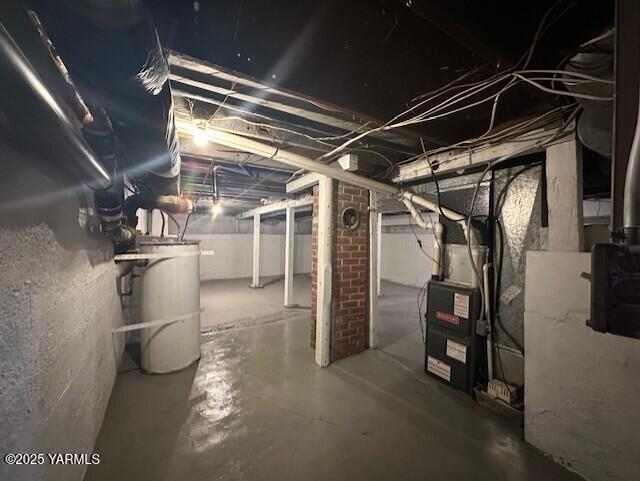 1115 S 20th Ave Unit: `