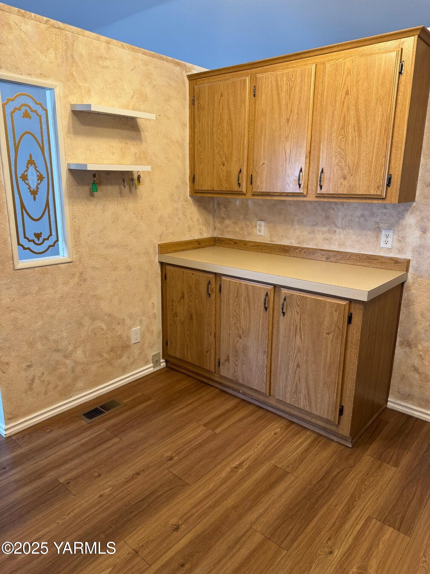 55 W Washington Ave Ave Unit: 149