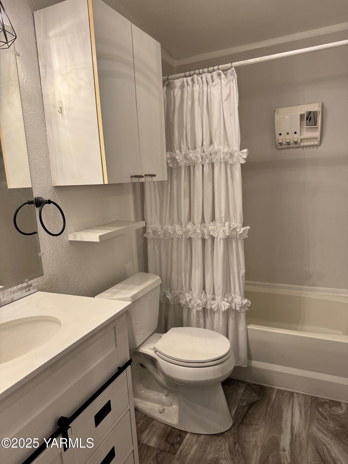 55 W Washington Ave Ave Unit: 149