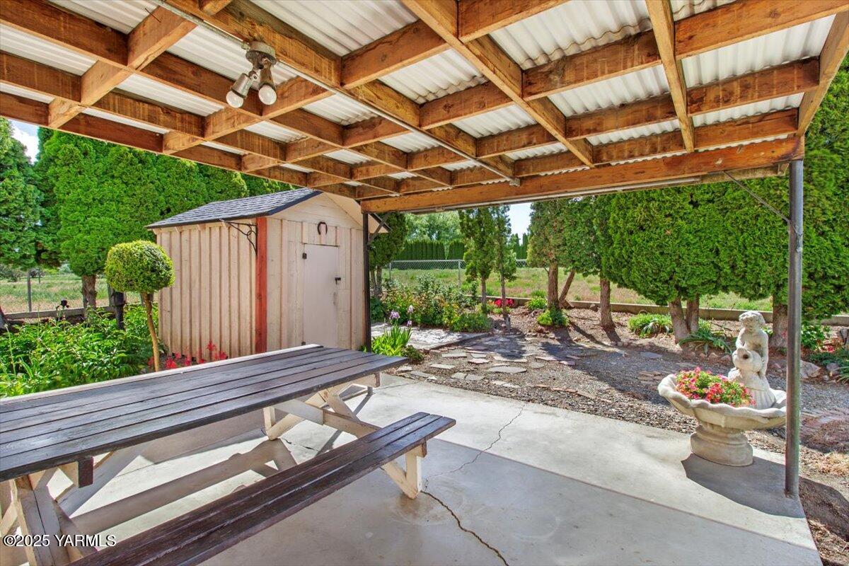 12805 Rutherford Rd