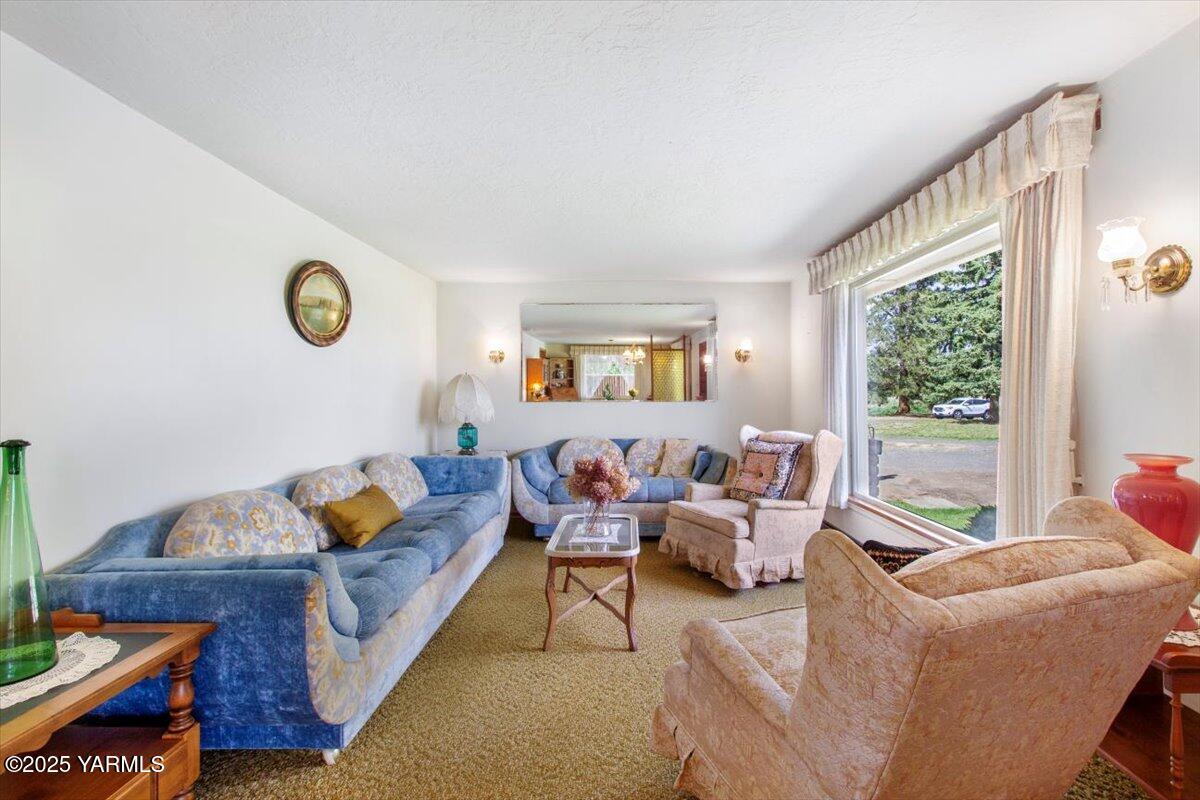 12805 Rutherford Rd