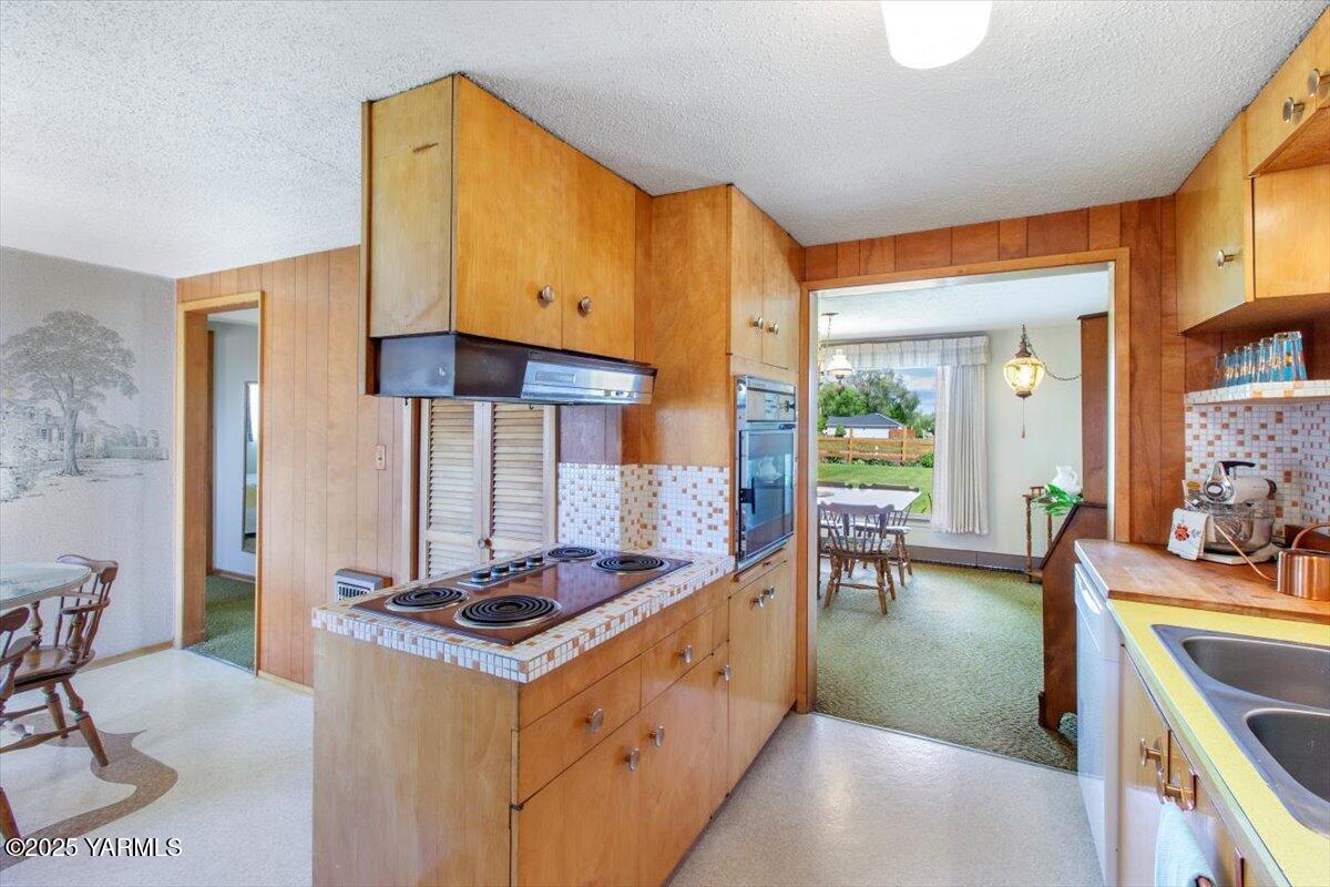 12805 Rutherford Rd