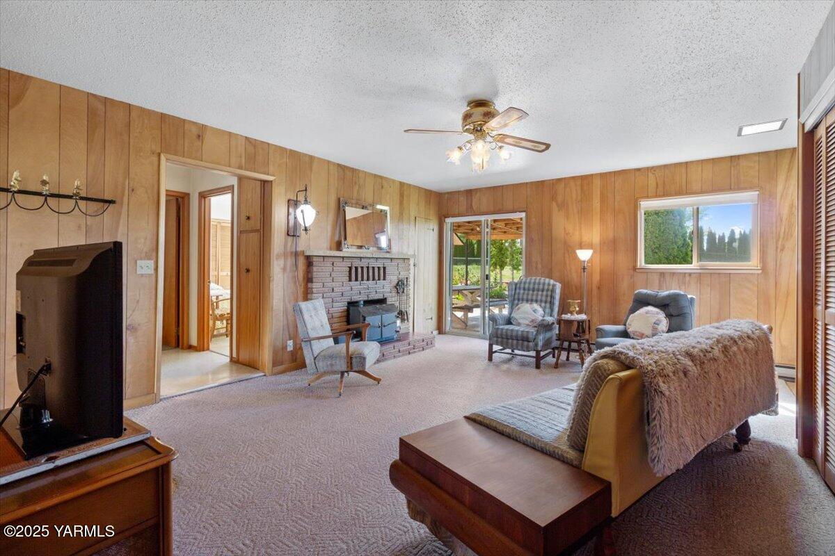 12805 Rutherford Rd