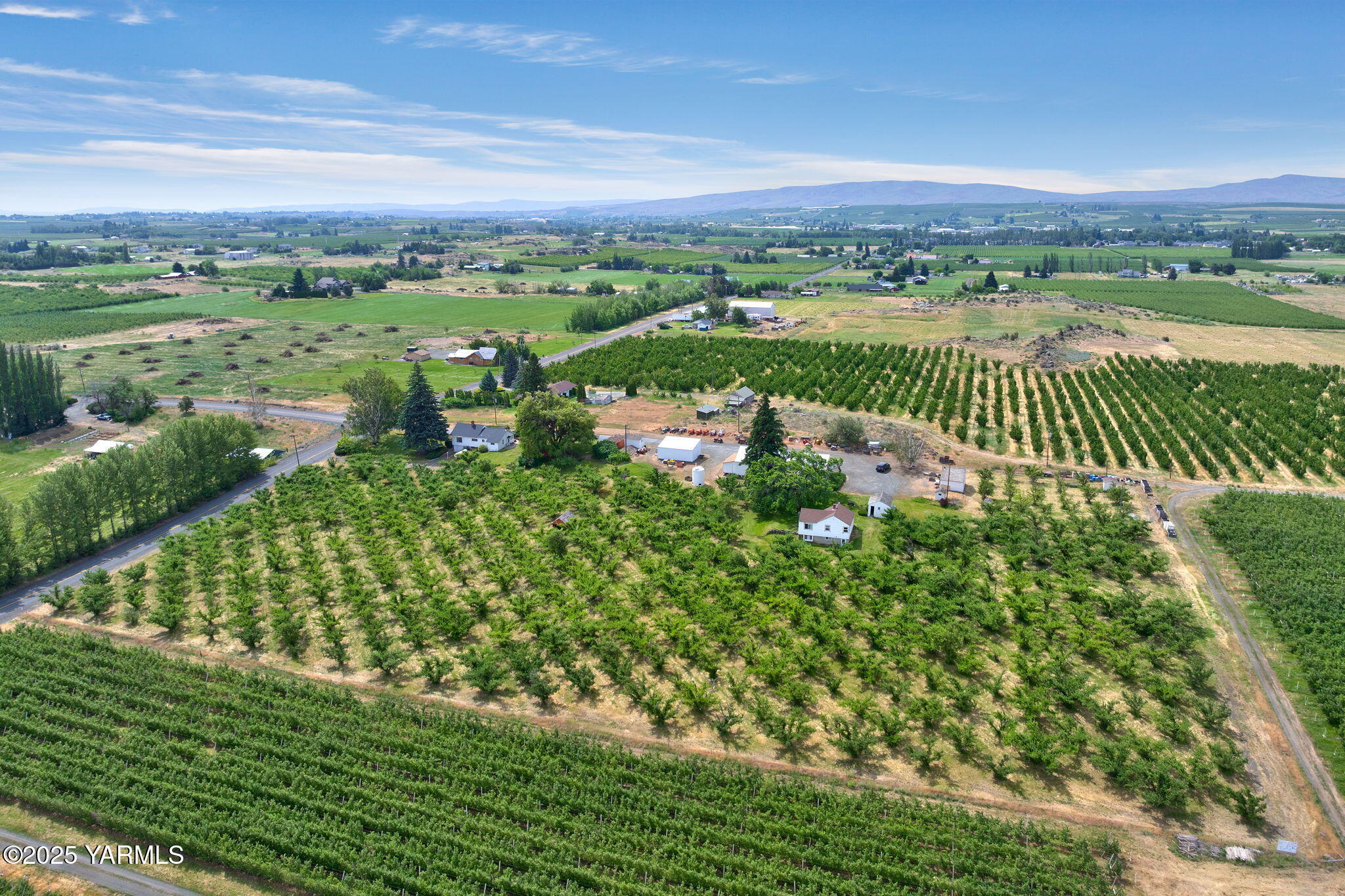 1510/1514 N Tieton Rd