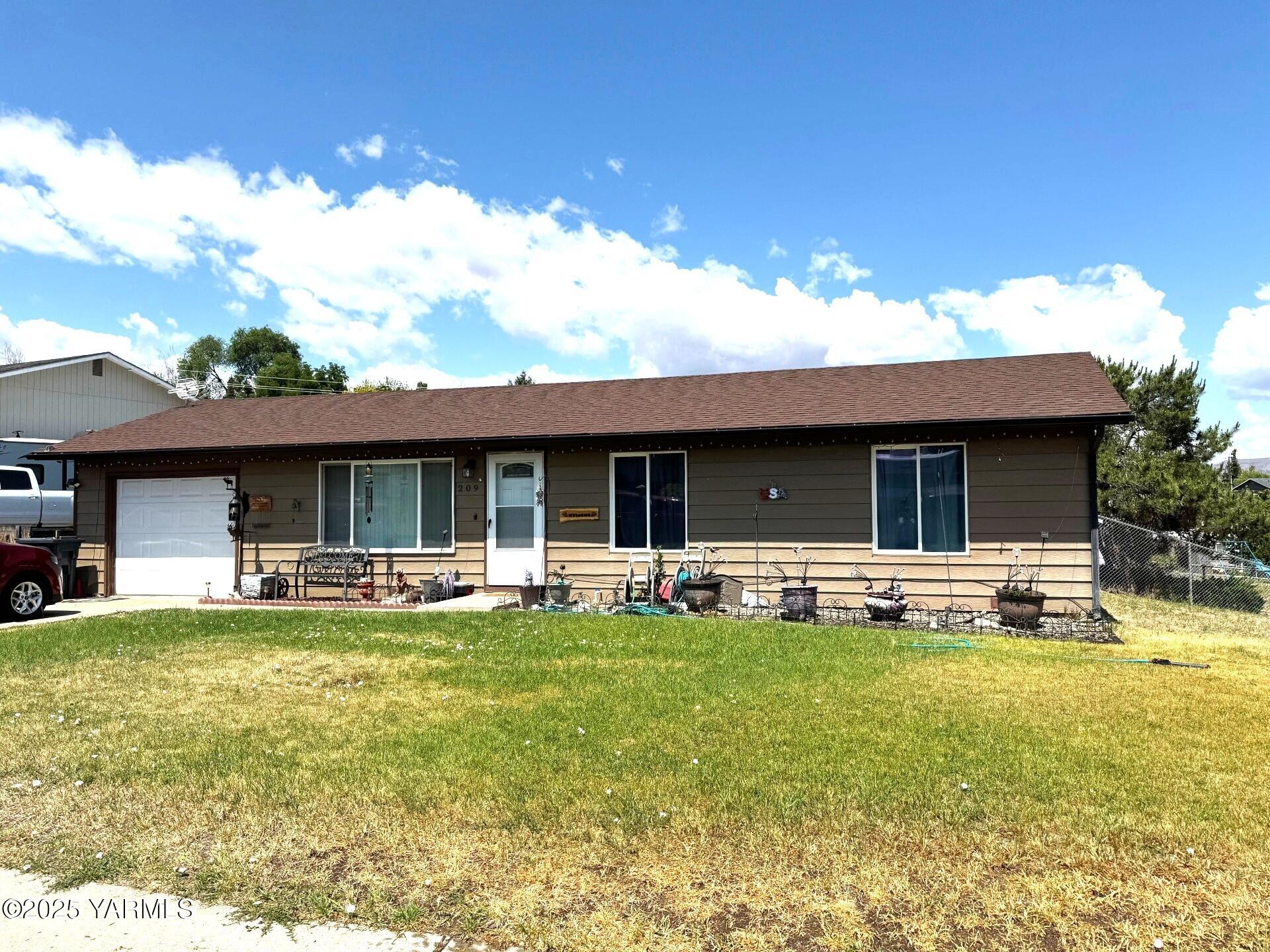 209 Palmer Dr