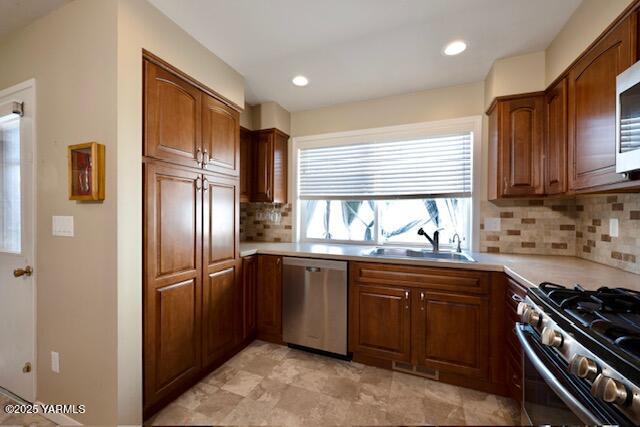 215 N 56th Ave Unit: 42