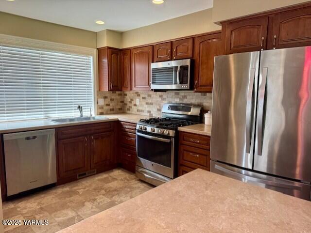 215 N 56th Ave Unit: 42