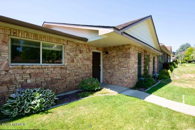 215 N 56th Ave Unit: 42