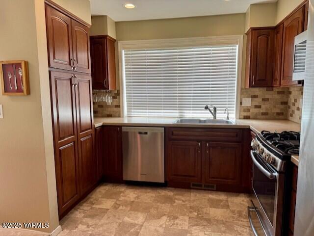 215 N 56th Ave Unit: 42