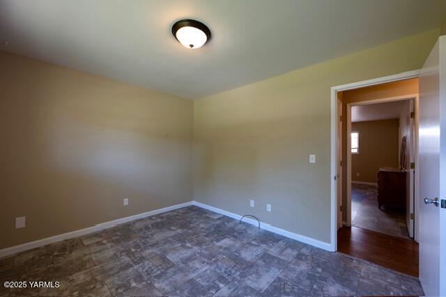 215 N 56th Ave Unit: 42