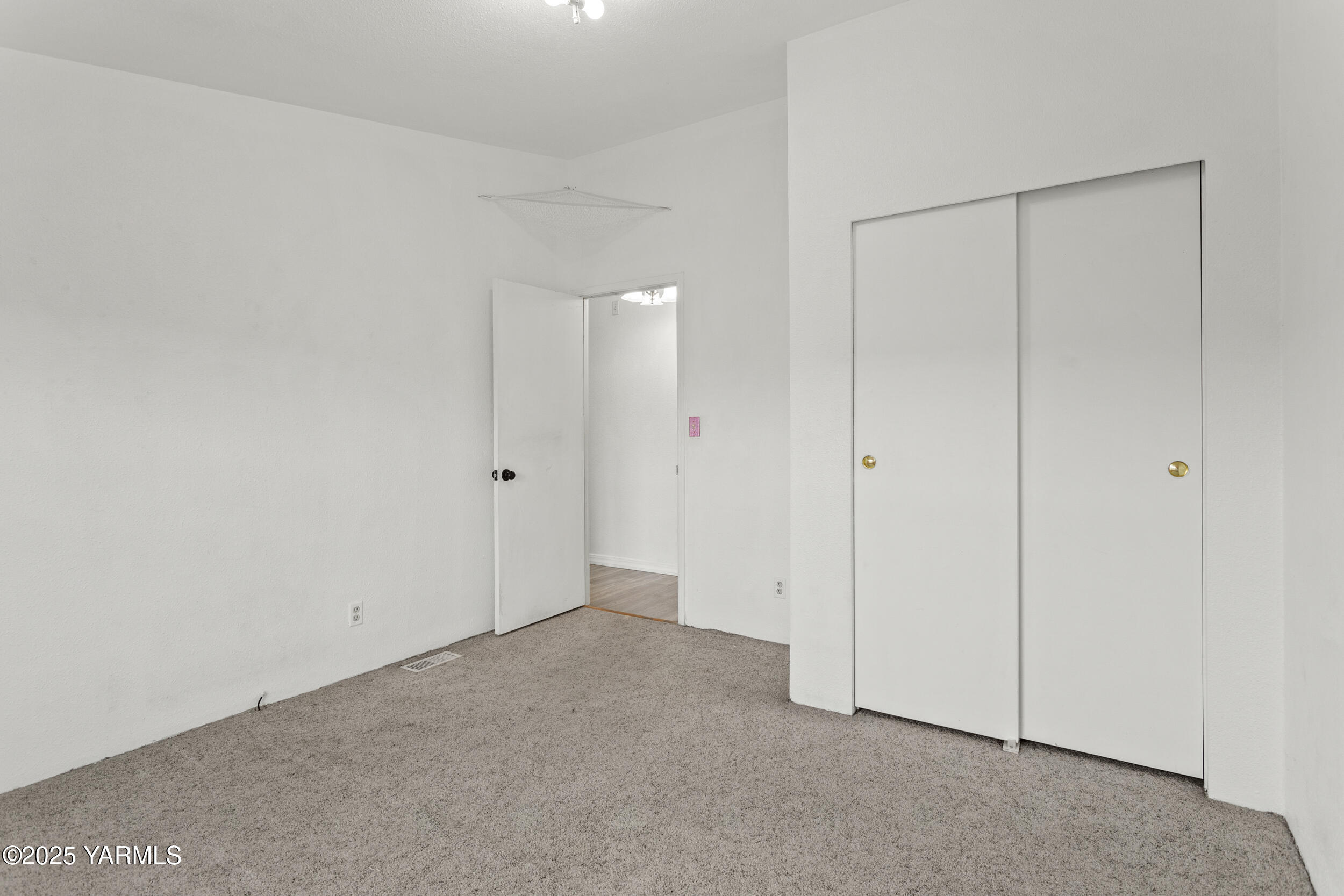 2802 S 5th Ave Unit: #74