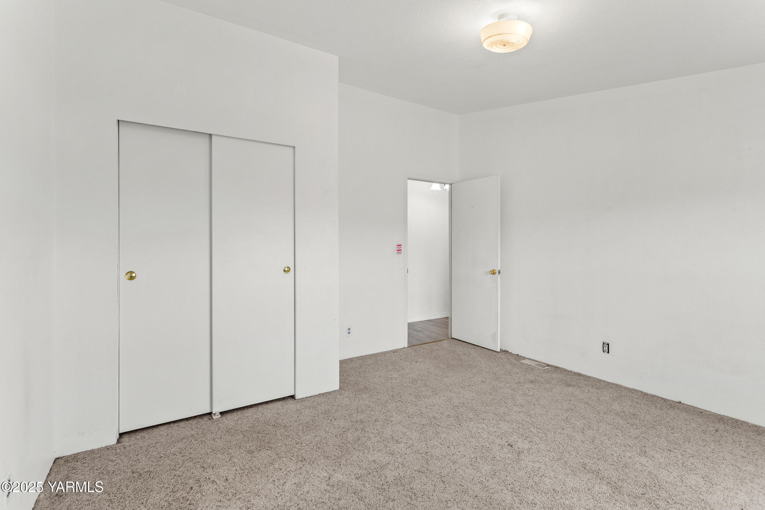 2802 S 5th Ave Unit: #74