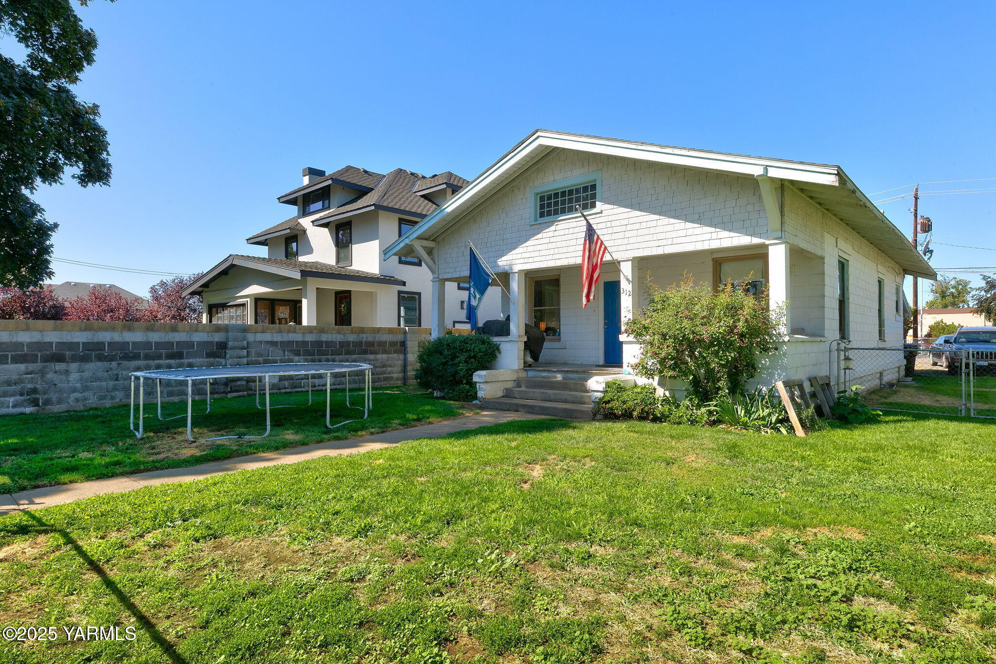 312 S 10th Ave
