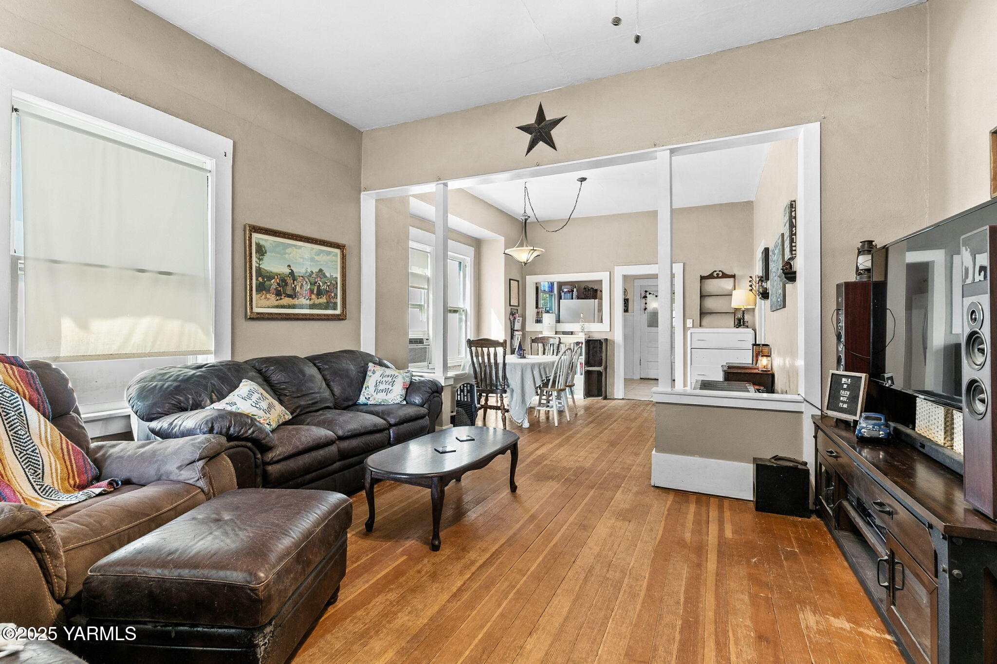312 S 10th Ave