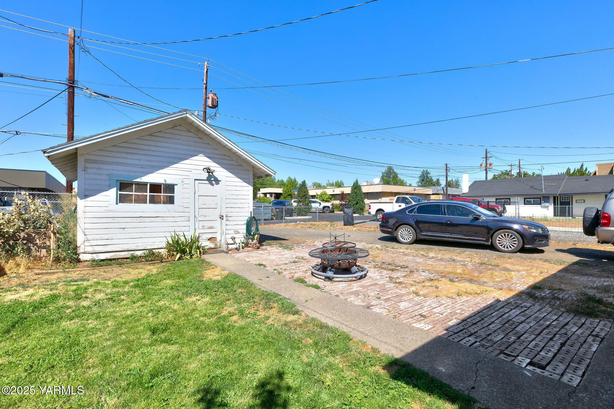 312 S 10th Ave