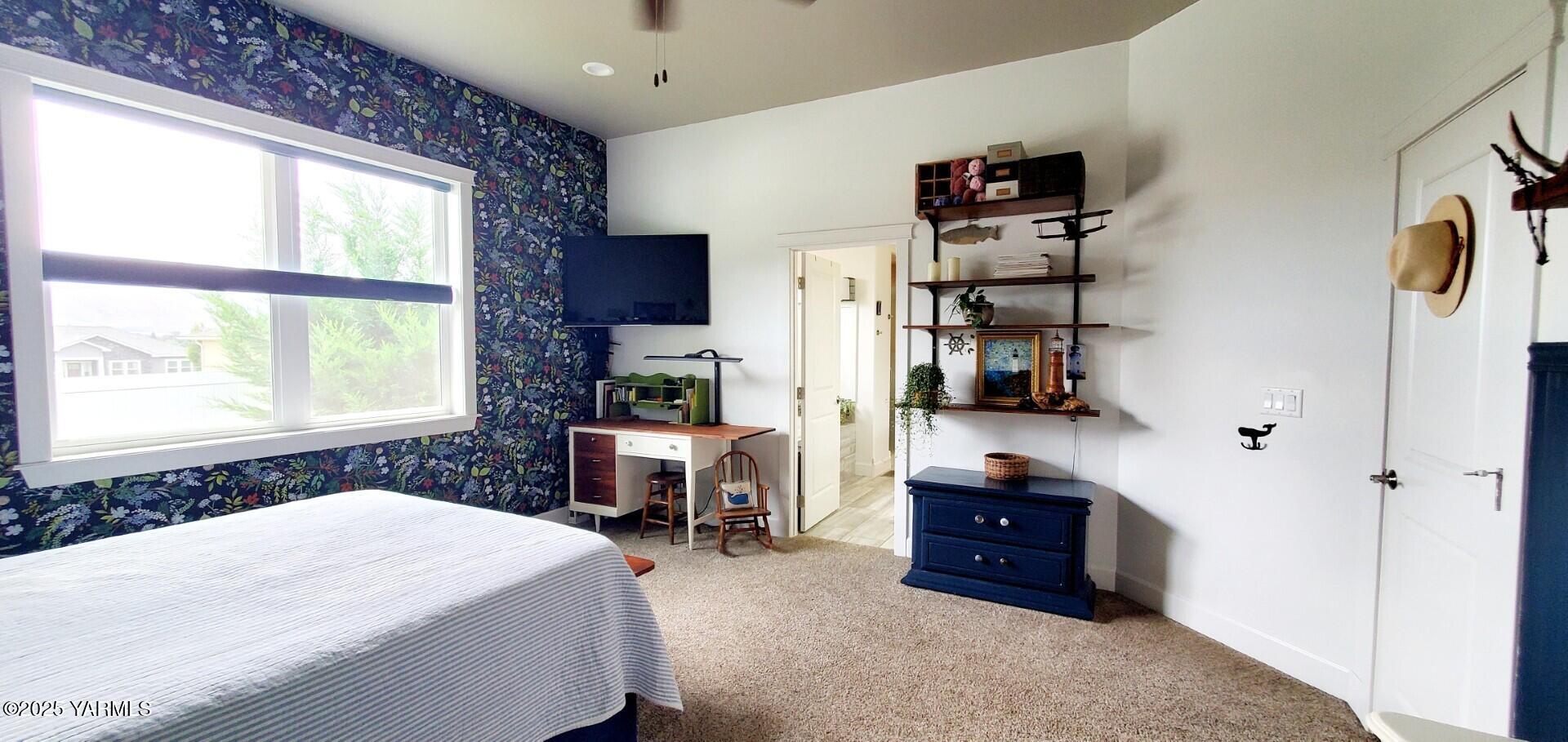 7106 Vista Ridge Ave