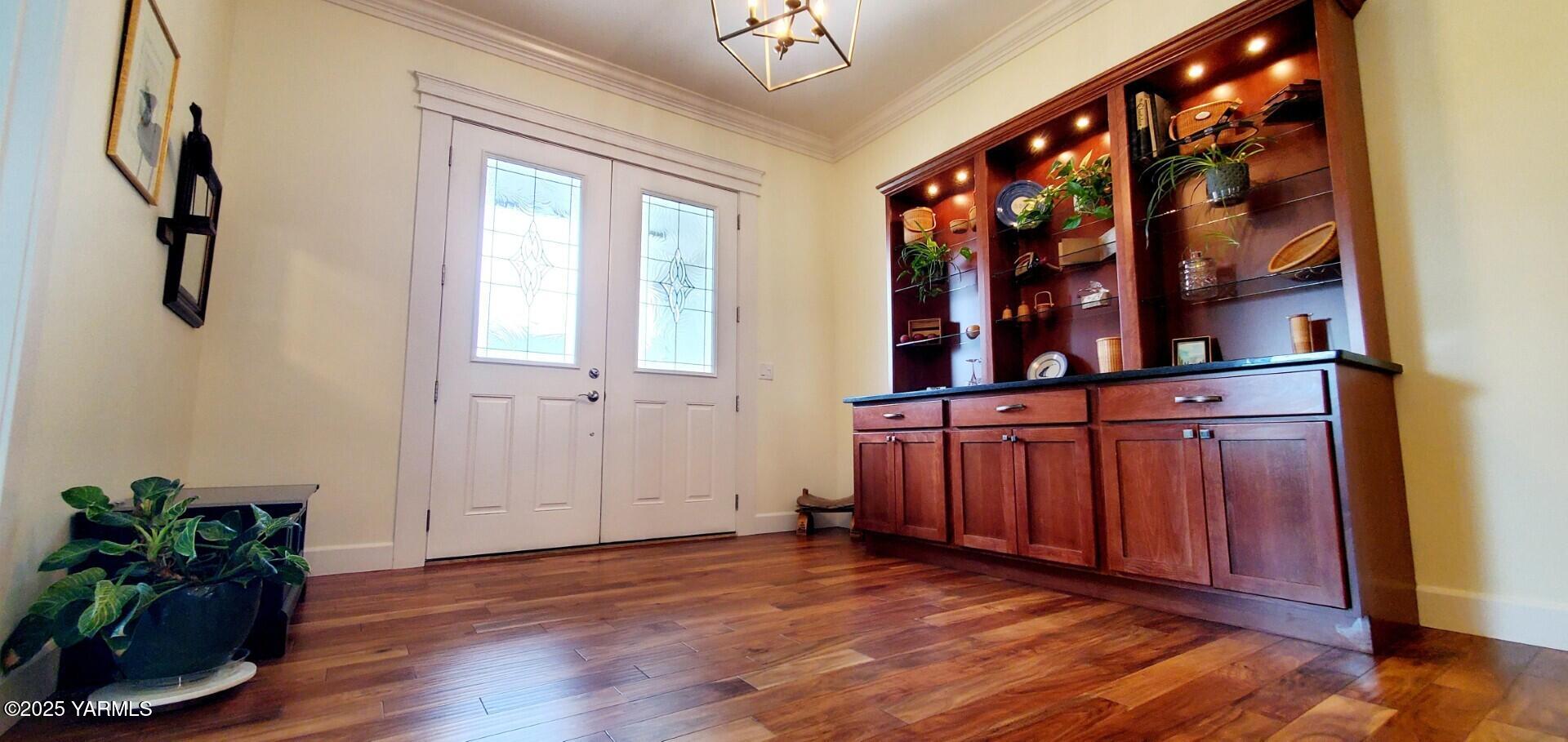 7106 Vista Ridge Ave