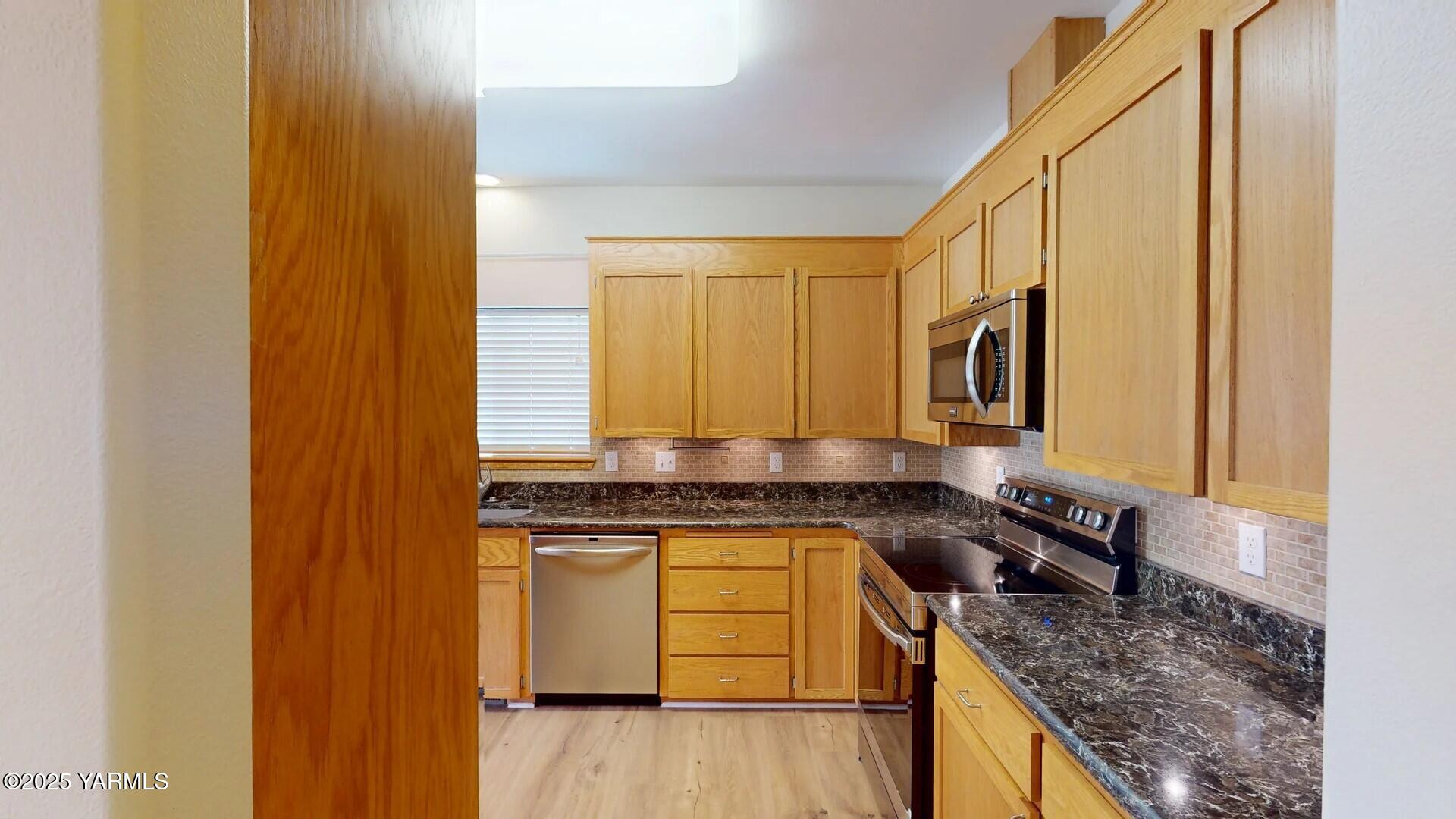 2300 S 80th Ave