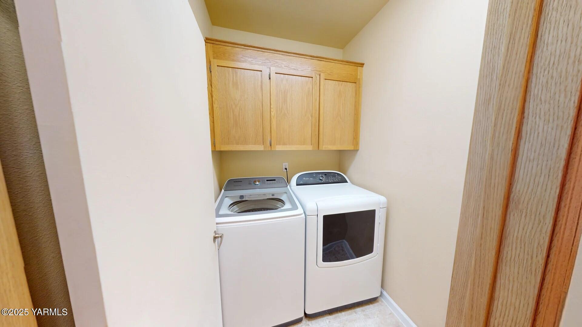 2300 S 80th Ave